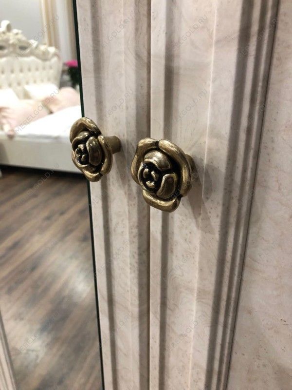 Шкаф Афина 2-дверный без зеркал крем корень | изображение 2